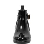 Women's Quilted Gloss Refined Slim Fit Chelsea Boots